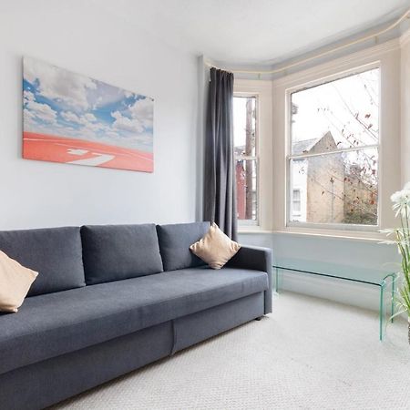 1 Bed Clapham Junction Apartment London Exterior foto