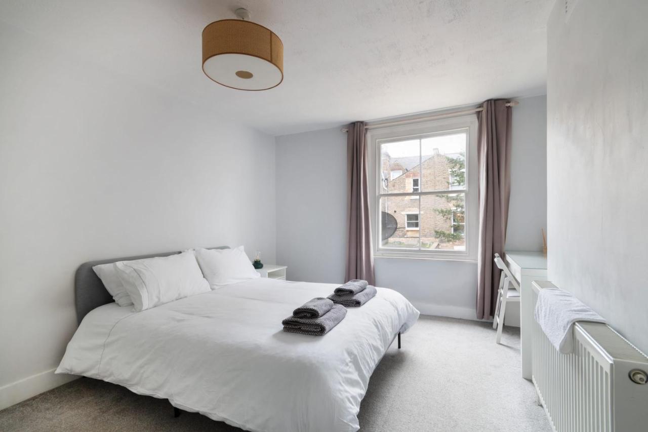 1 Bed Clapham Junction Apartment London Exterior foto